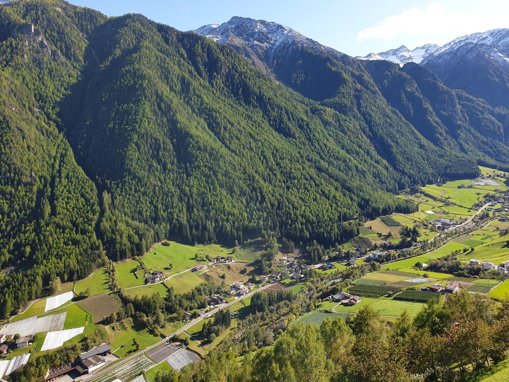 Alpenblick Lodge Tscholl Martello Exterior photo